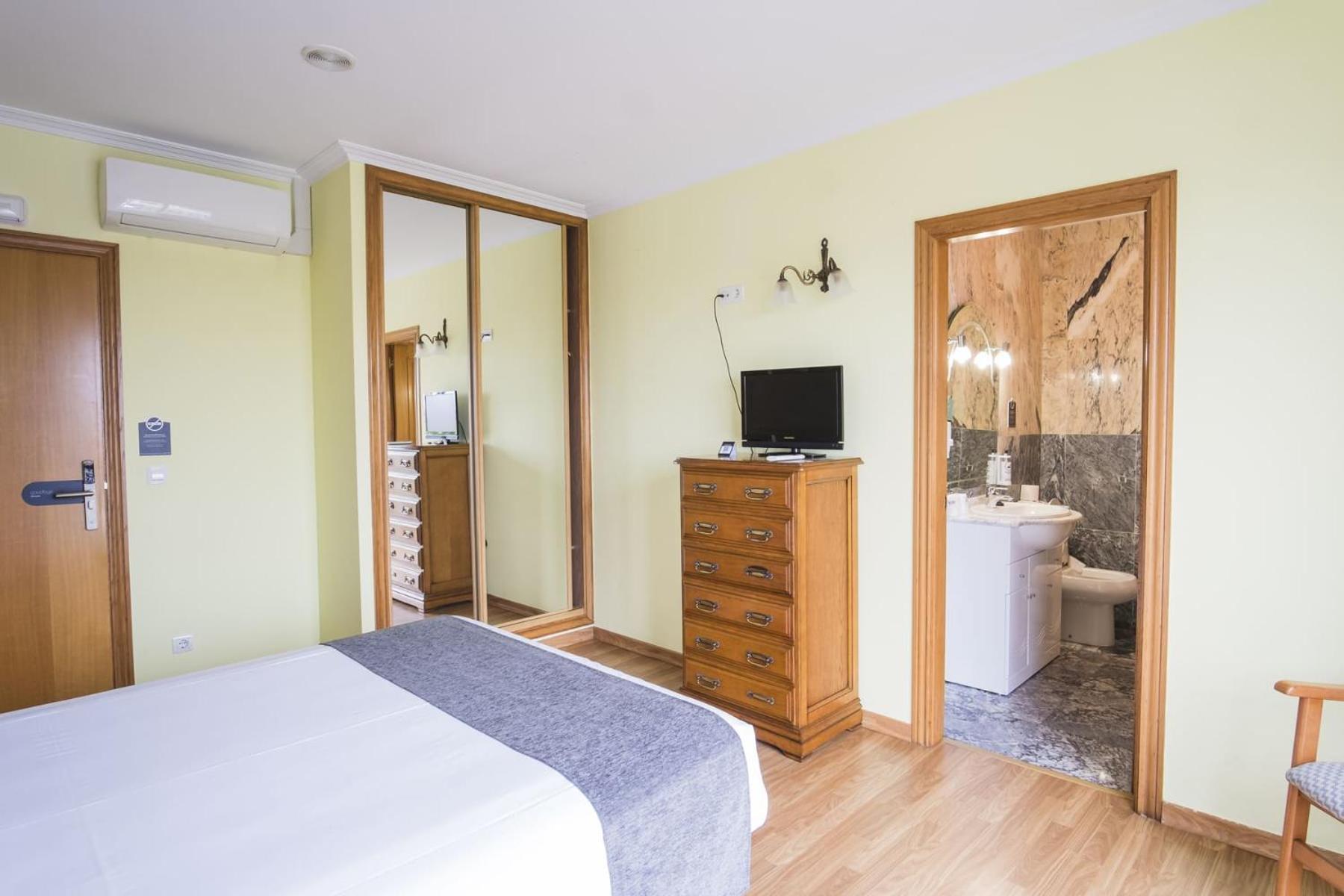 Alda Alpina Hotel Villanueva De Arosa Eksteriør billede